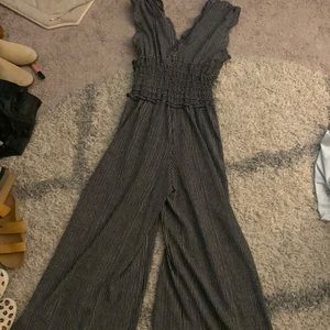 Wide leg jumpsuit size L Max studio HAS POCKETS black and white striped